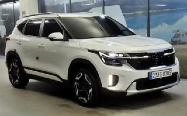 수원중고차인천 더 뉴 셀토스 가솔린 1.6 터보 2WD 매물 사진 7 - 2025/02 27,913km